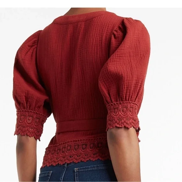 Express Women’s Textured Lace Trim‎ Belted Wrap Front Top. Medium. NWT - Picture 2 of 6